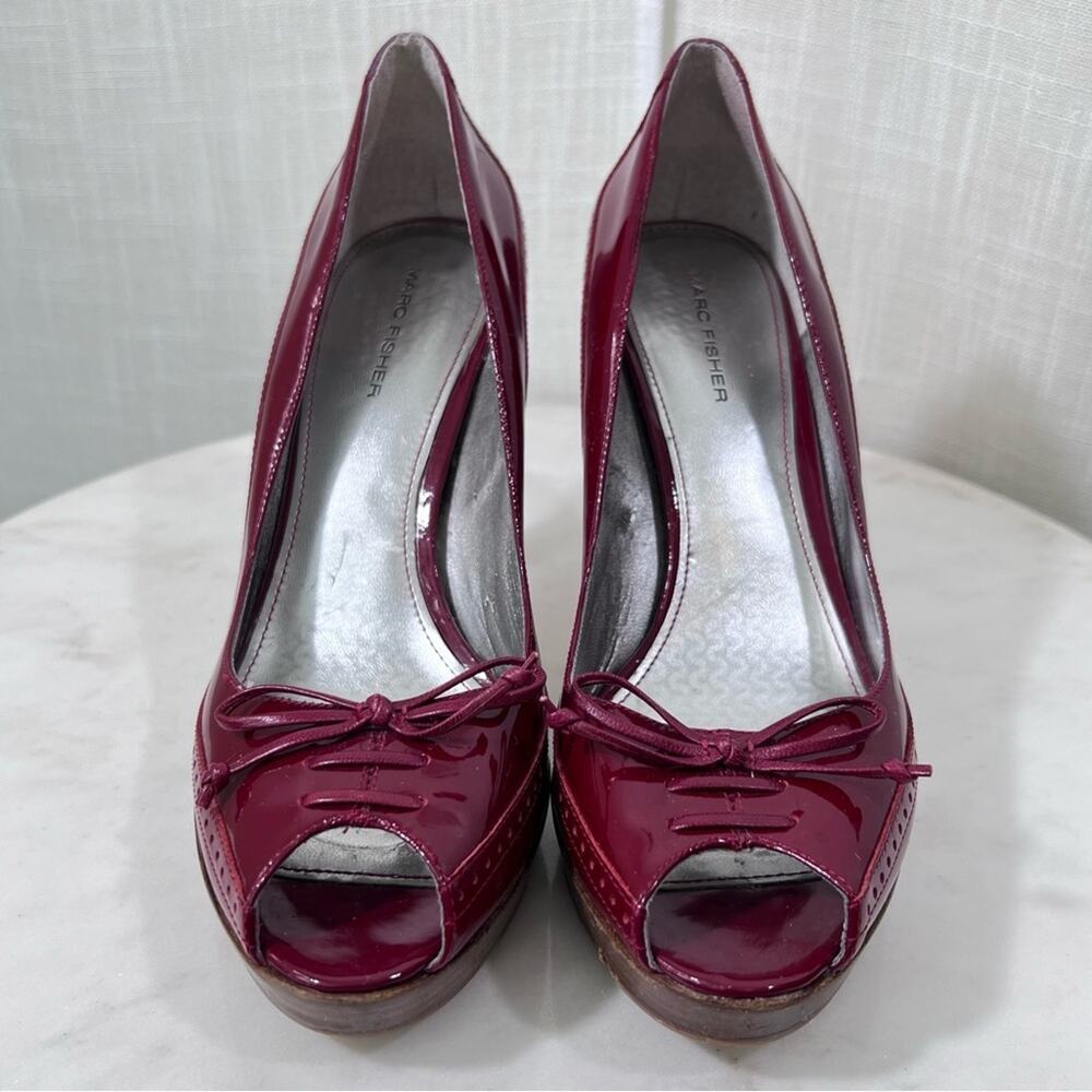 Marc‎ Fisher Red Patent Leather Bow Peep Toe Stiletto Heels Size 8.5